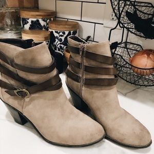 Chinese Laundry “light up” booties